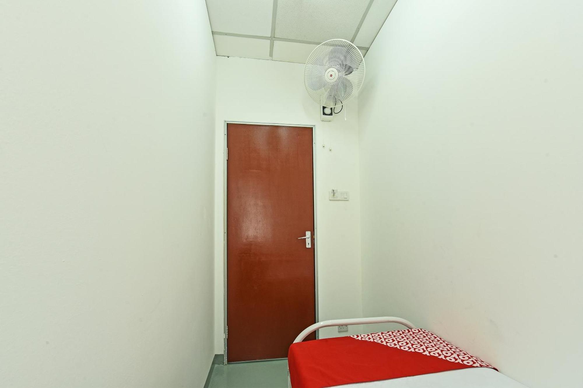 Spot On 90500 Sri Rampai Metro Hostel Kuala Lumpur Ngoại thất bức ảnh