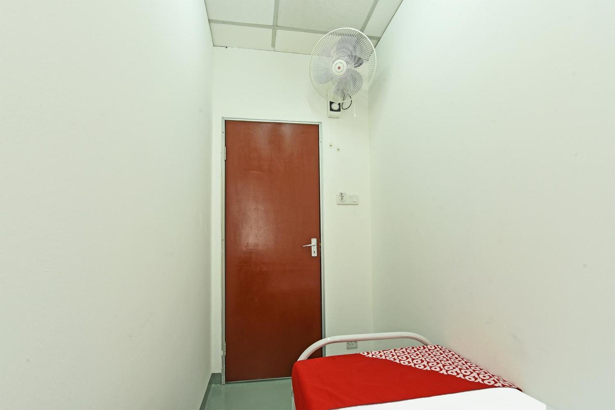 Spot On 90500 Sri Rampai Metro Hostel Kuala Lumpur Ngoại thất bức ảnh